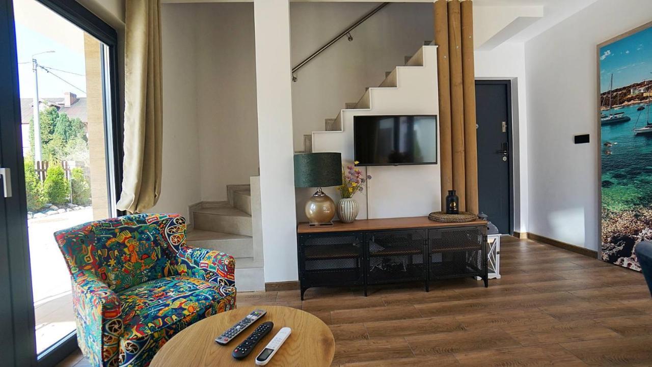 Vila Nadmorska Osada Oslonino Exteriér fotografie